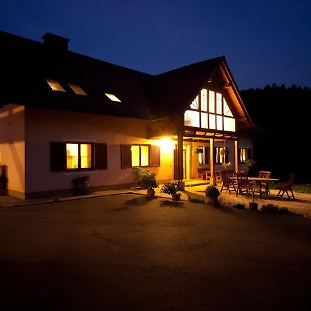 Apartament Gaestehaus Biohof Leutschach